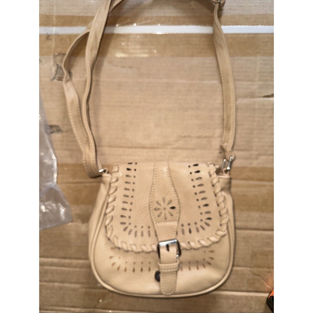 Crossbody Purse Western Faux Leather Eyelet Cut Out Flap Over Small Tan 8x8”